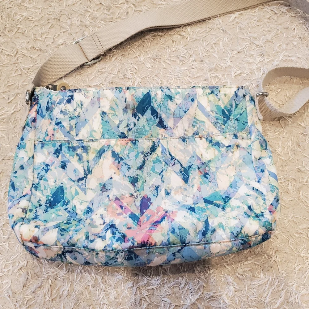 Kipling crossbody